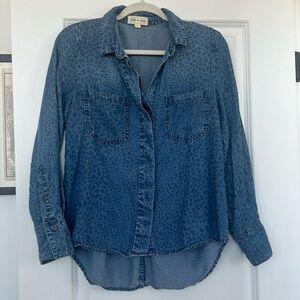 Anthropologie/cloth&stone chambray button down